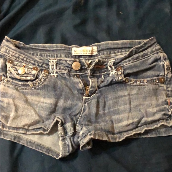 Jean short shorts - Picture 1 of 2